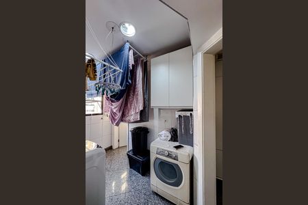 Apartamento para alugar com 240m², 4 quartos e 4 vagasÁrea de Serviço