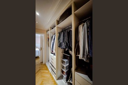 Apartamento para alugar com 240m², 4 quartos e 4 vagasCloset da Suíte