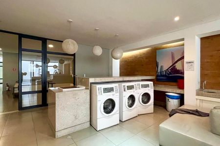 Apartamento para alugar com 57m², 1 quarto e 1 vaga Apartamento para alugar com 57m², 1 quarto e 1 vagaÁrea Comum - Lavanderia
