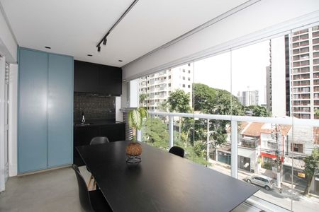 Apartamento para alugar com 57m², 1 quarto e 1 vaga Apartamento para alugar com 57m², 1 quarto e 1 vagaVaranda