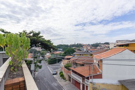 Casa para alugar com 120m², 2 quartos e 2 vagas Casa para alugar com 120m², 2 quartos e 2 vagasVista