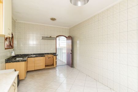 Casa para alugar com 120m², 2 quartos e 2 vagas Casa para alugar com 120m², 2 quartos e 2 vagasCozinha
