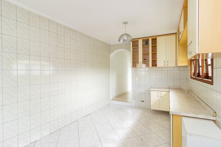 Casa para alugar com 120m², 2 quartos e 2 vagas Casa para alugar com 120m², 2 quartos e 2 vagasCozinha