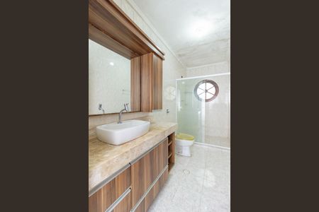 Casa para alugar com 120m², 2 quartos e 2 vagas Casa para alugar com 120m², 2 quartos e 2 vagasBanheiro