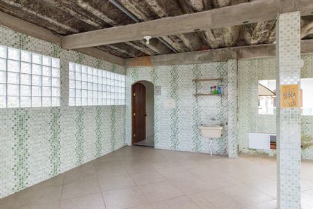 Casa para alugar com 120m², 2 quartos e 2 vagas Casa para alugar com 120m², 2 quartos e 2 vagasLavanderia