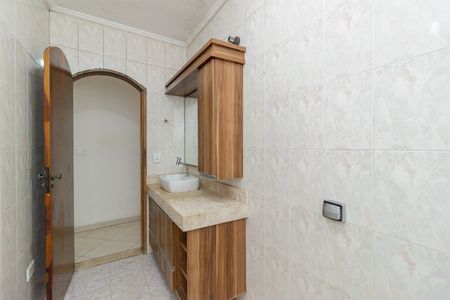 Casa para alugar com 120m², 2 quartos e 2 vagas Casa para alugar com 120m², 2 quartos e 2 vagasBanheiro