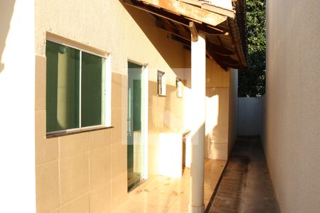 Área de Serviço de casa para alugar com 2 quartos, 75m² em Vila Finsocial, Goiânia