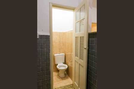 Apartamento para alugar com 65m², 2 quartos e sem vagaBanheiro de serviço