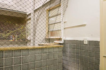 Apartamento para alugar com 65m², 2 quartos e sem vagaÁrea de Serviço