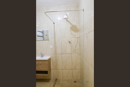 Apartamento para alugar com 65m², 2 quartos e sem vagaBanheiro