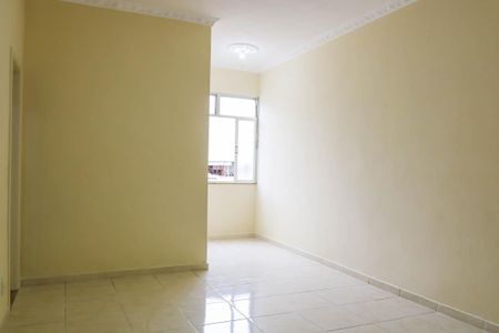 Apartamento para alugar com 65m², 2 quartos e sem vagaSala