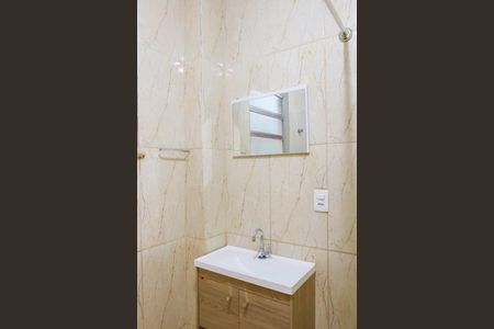 Apartamento para alugar com 65m², 2 quartos e sem vagaBanheiro