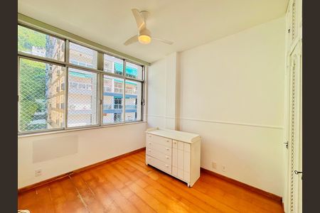 Quarto de apartamento para alugar com 2 quartos, 90m² em Copacabana, Rio de Janeiro
