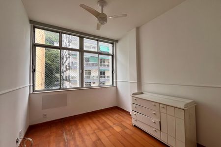 Apartamento para alugar com 90m², 2 quartos e 1 vaga