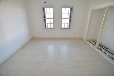 Casa para alugar com 212m², 3 quartos e 4 vagasQuarto 3