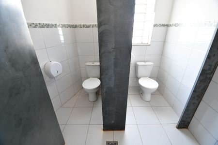 Casa para alugar com 212m², 3 quartos e 4 vagasBanheiro