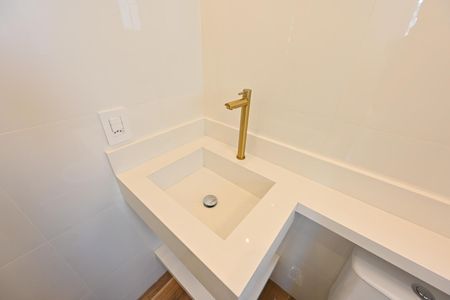 Apartamento à venda com 29m², 1 quarto e sem vaga Apartamento à venda com 29m², 1 quarto e sem vagaBanheiro Social