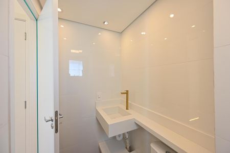 Apartamento à venda com 29m², 1 quarto e sem vaga Apartamento à venda com 29m², 1 quarto e sem vagaBanheiro Social