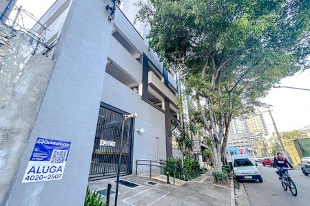 Apartamento para alugar com 39m², 1 quarto e 1 vagaFachada com Plaquinha