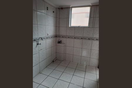 Cozinha de apartamento para alugar com 2 quartos, 52m² em Jardim Itu, Porto Alegre