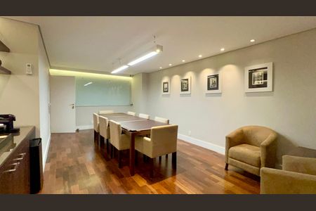 Apartamento para alugar com 224m², 3 quartos e 4 vagas Apartamento para alugar com 224m², 3 quartos e 4 vagasSala de Leitura