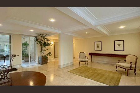 Apartamento para alugar com 224m², 3 quartos e 4 vagas Apartamento para alugar com 224m², 3 quartos e 4 vagasHall de entrada