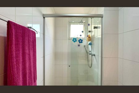 Apartamento para alugar com 224m², 3 quartos e 4 vagas Apartamento para alugar com 224m², 3 quartos e 4 vagasBanheiro da Suíte 2