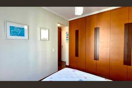 Apartamento para alugar com 224m², 3 quartos e 4 vagas Apartamento para alugar com 224m², 3 quartos e 4 vagasSuíte 1