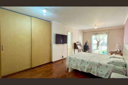 Apartamento para alugar com 224m², 3 quartos e 4 vagas Apartamento para alugar com 224m², 3 quartos e 4 vagasSuíte 3