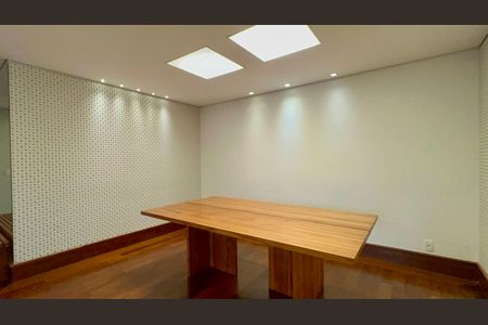 Apartamento para alugar com 224m², 3 quartos e 4 vagas Apartamento para alugar com 224m², 3 quartos e 4 vagasSalão de Festas