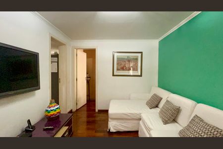 Apartamento para alugar com 224m², 3 quartos e 4 vagas Apartamento para alugar com 224m², 3 quartos e 4 vagasSala de TV