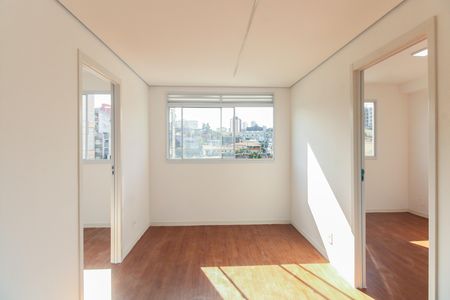 Sala  de apartamento para alugar com 2 quartos, 34m² em Vila Esperança, São Paulo