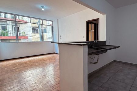 Cozinha americana de apartamento para alugar com 1 quarto, 50m² em Centro, Juiz de Fora