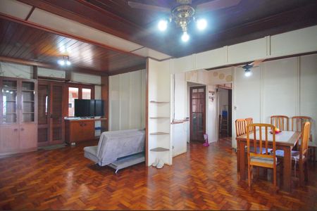 Sala de casa à venda com 3 quartos, 250m² em Scharlau, São Leopoldo