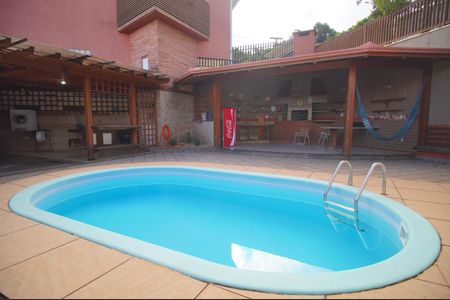 Casa à venda com 250m², 3 quartos e 3 vagasPiscina