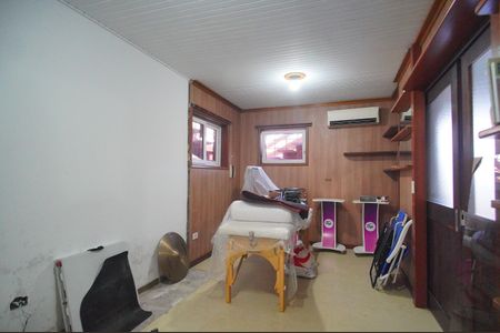 Casa à venda com 250m², 3 quartos e 3 vagasSuíte 3