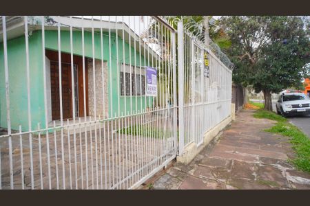 Casa à venda com 276m², 3 quartos e 2 vagasFachada 