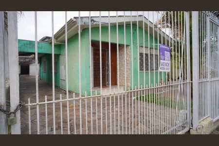 Casa à venda com 276m², 3 quartos e 2 vagasFachada 