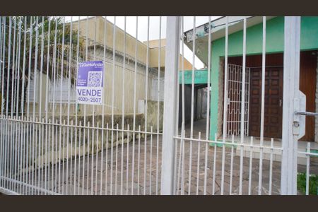 Casa à venda com 276m², 3 quartos e 2 vagasFachada 