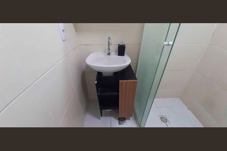 Apartamento para alugar com 38m², 2 quartos e 1 vaga Apartamento para alugar com 38m², 2 quartos e 1 vagaBanheiro social