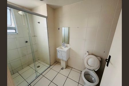 Banheiro  de apartamento para alugar com 2 quartos, 49m² em Jardim Brasilia (zona Leste), São Paulo