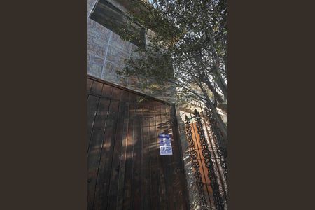 Casa para alugar com 50m², 1 quarto e 1 vaga Casa para alugar com 50m², 1 quarto e 1 vagaFachada