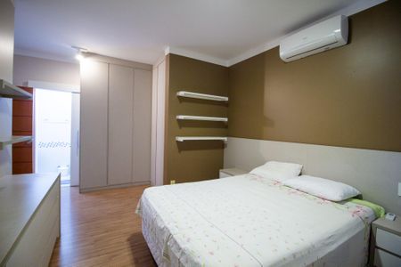 Casa de condomínio para alugar com 385m², 3 quartos e 4 vagas Casa de condomínio para alugar com 385m², 3 quartos e 4 vagasSuíte 2