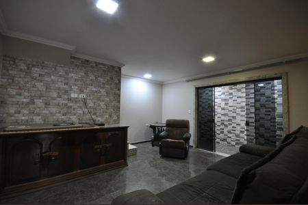 Sala de casa para alugar com 2 quartos, 250m² em Tres Cruzes, São Paulo