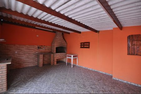 Casa para alugar com 250m², 2 quartos e 2 vagasChurrasqueira