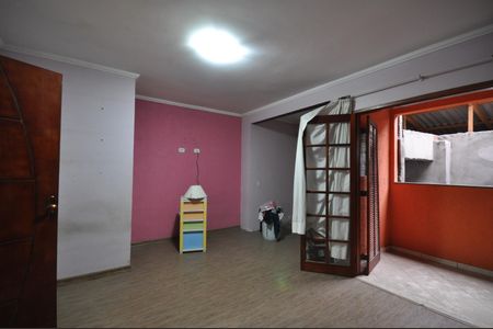 Casa para alugar com 250m², 2 quartos e 2 vagasSuíte 2
