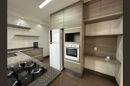 Apartamento para alugar com 132m², 3 quartos e 2 vagasCozinha