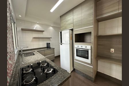Apartamento para alugar com 132m², 3 quartos e 2 vagasCozinha