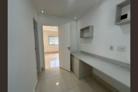 Apartamento para alugar com 132m², 3 quartos e 2 vagasEscritório