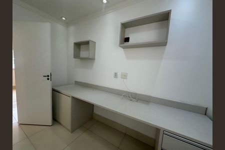Apartamento para alugar com 132m², 3 quartos e 2 vagasEscritório
